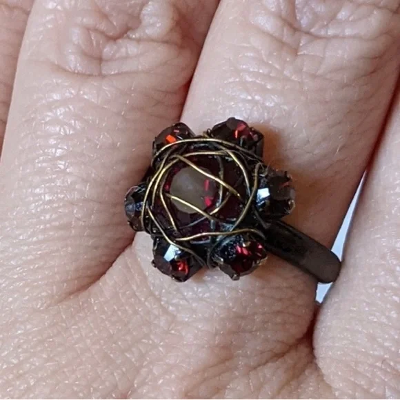 KLONPLOTT Bended Lights Wire Wrapped Red Stones Brass Ring Jewelry Adjustable - Picture 4 of 6
